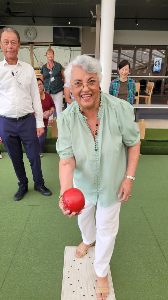 Vilma is lawn bowling